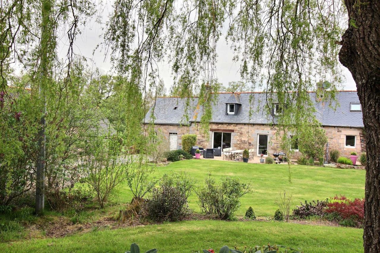 Maison A La Campagne Louargat エクステリア 写真